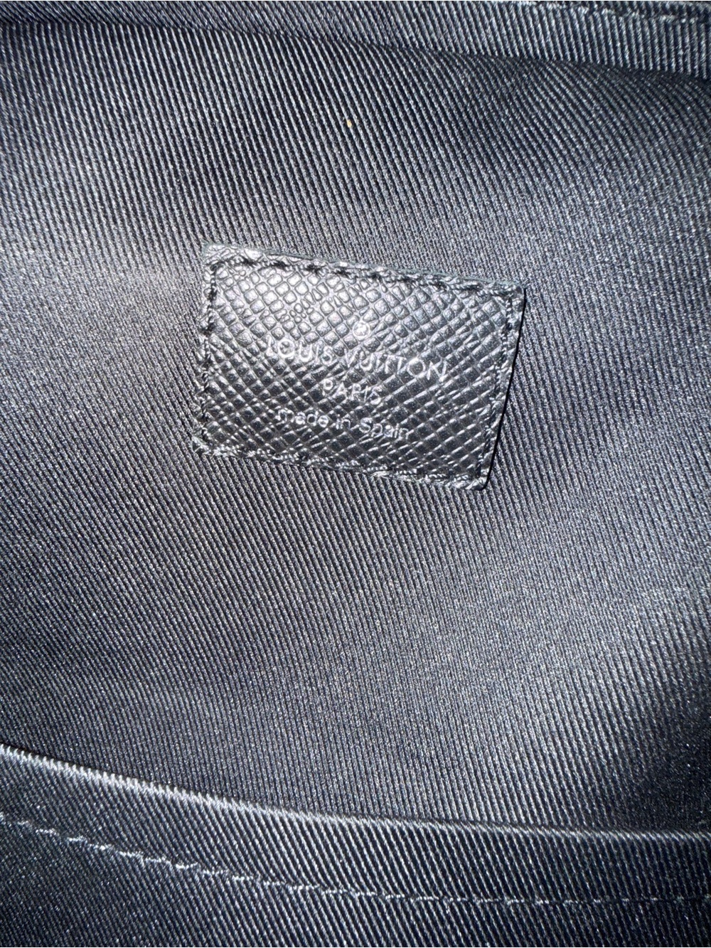 Louis Vuitton Black Leather Sling Belt Bag with Silver LV Emblem - Picture 4 of 9
